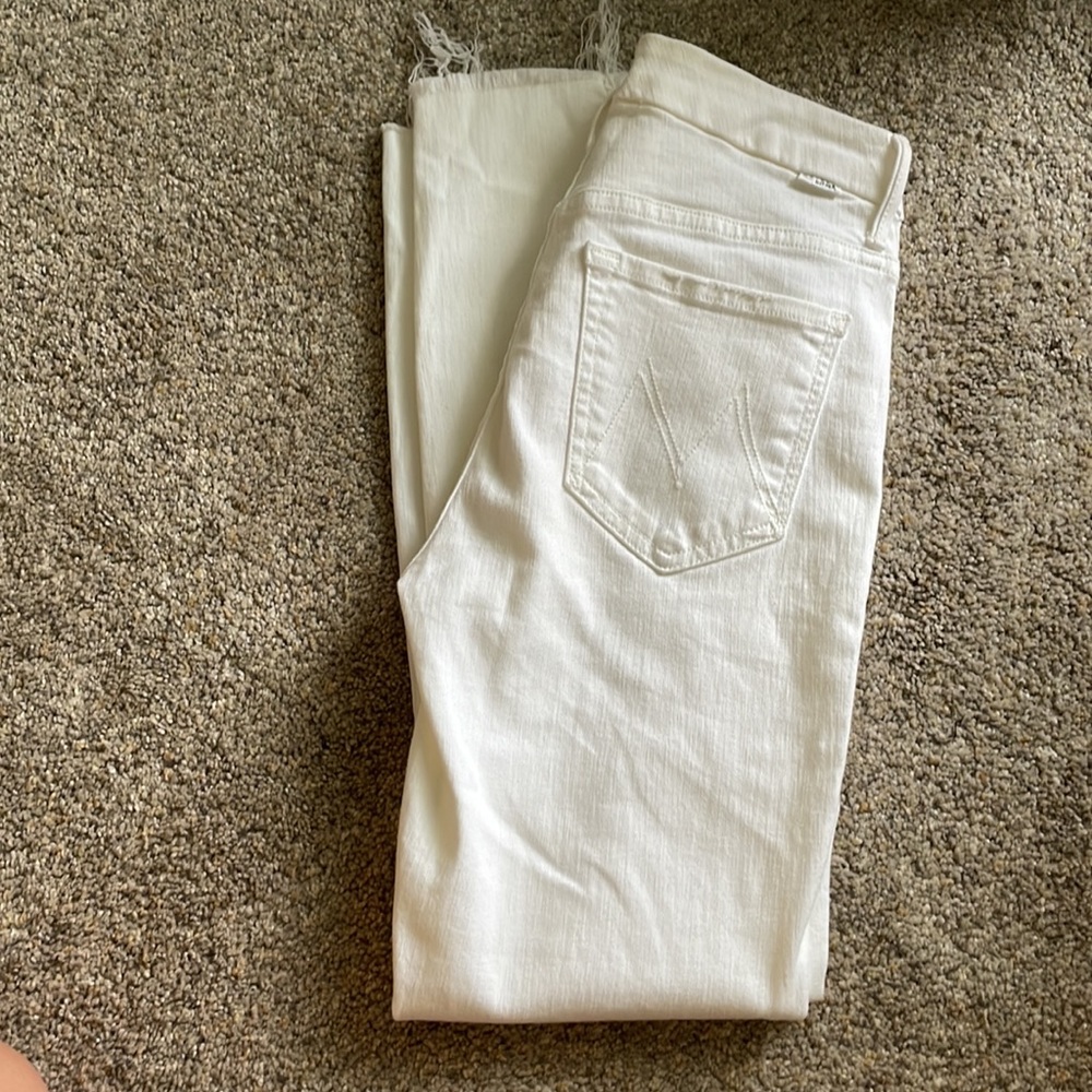 MOTHER JEANS. Size 26.